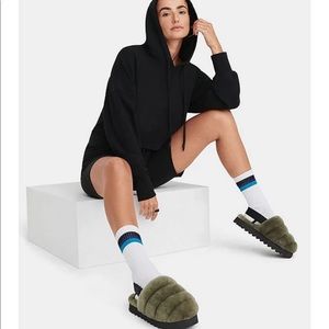 UGG Slippers 9 🫒